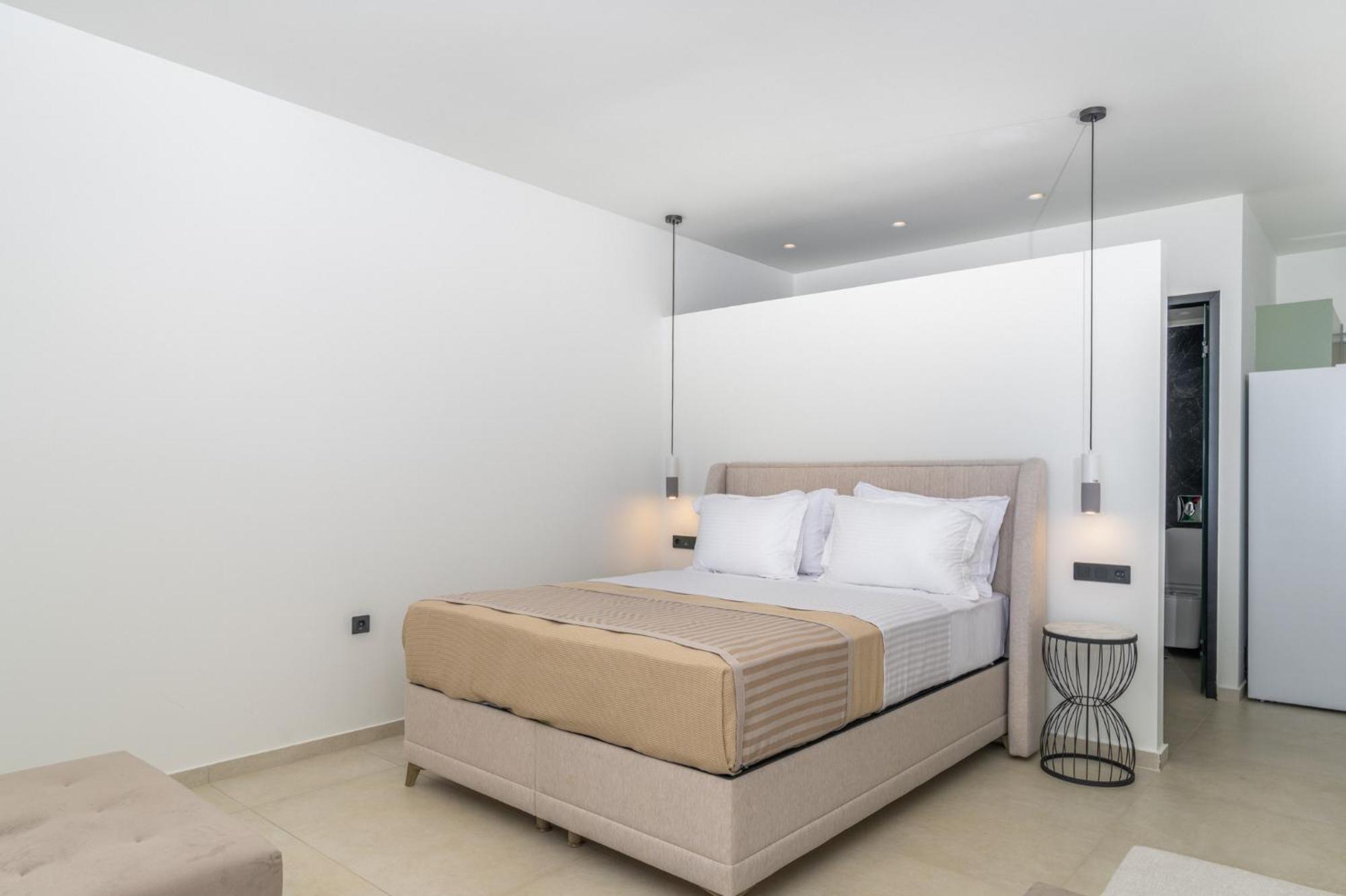 Mellamare Luxury Suites Athánion Buitenkant foto